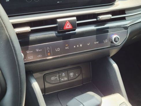 Certified 2026 Kia Sportage X-Line AWD/4WD image 19