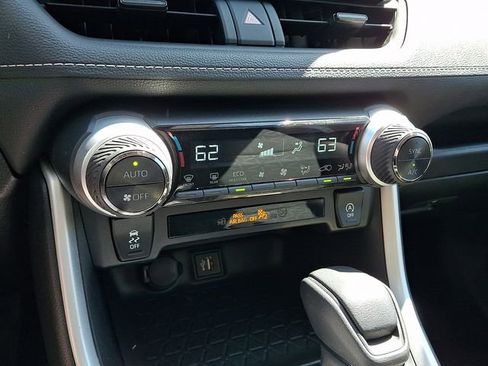 Certified 2024 Toyota RAV4 XLE AWD/4WD image 15