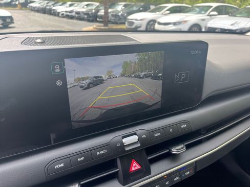 Used 2025 Kia K4 LXS image 20