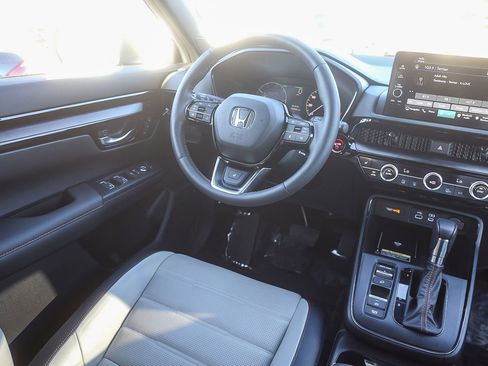 Used 2023 Honda CR-V Sport Touring image 16