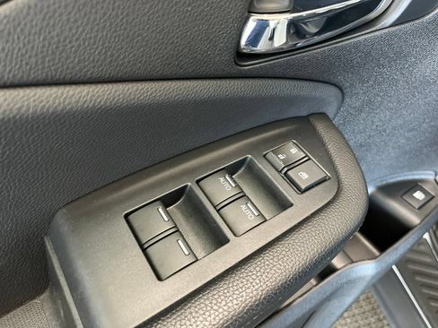 Used 2020 Honda Ridgeline Sport image 4