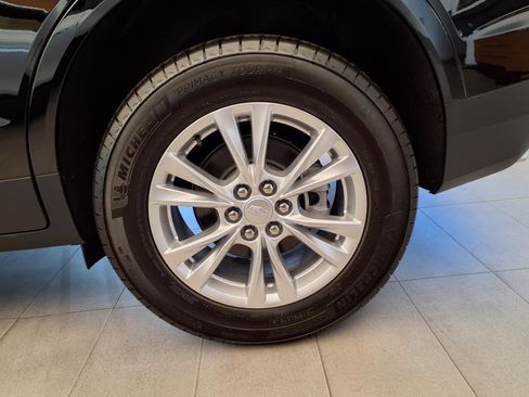 Used 2025 Cadillac XT5 Luxury image 7