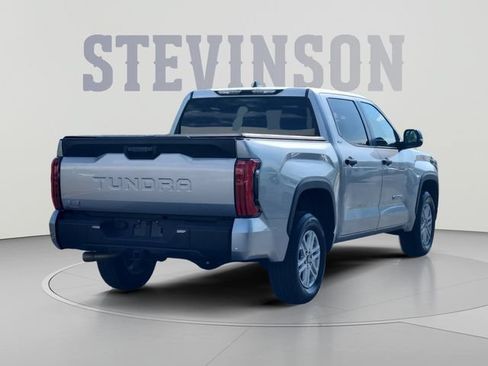 Used 2025 Toyota Tundra SR5 w/ SR5 Convenience Package AWD/4WD image 5