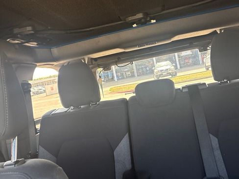 Used 2023 Ford Bronco Big Bend AWD/4WD image 13