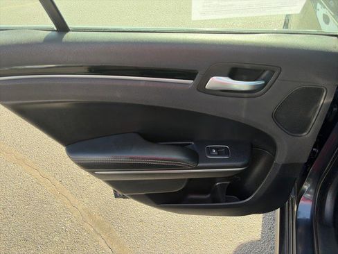 Used 2017 Chrysler 300 S w/ 300S Premium Group image 24