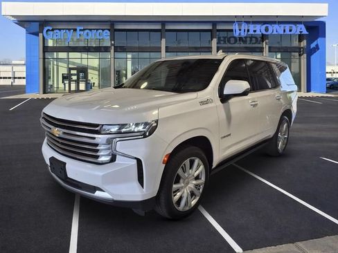 Used 2024 Chevrolet Tahoe High Country AWD/4WD image 4