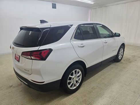 Used 2024 Chevrolet Equinox LT AWD/4WD image 18