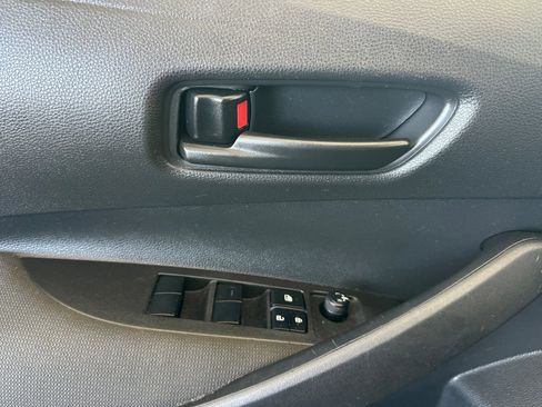 Used 2026 Toyota Corolla LE w/ LE Premium Package FWD image 11