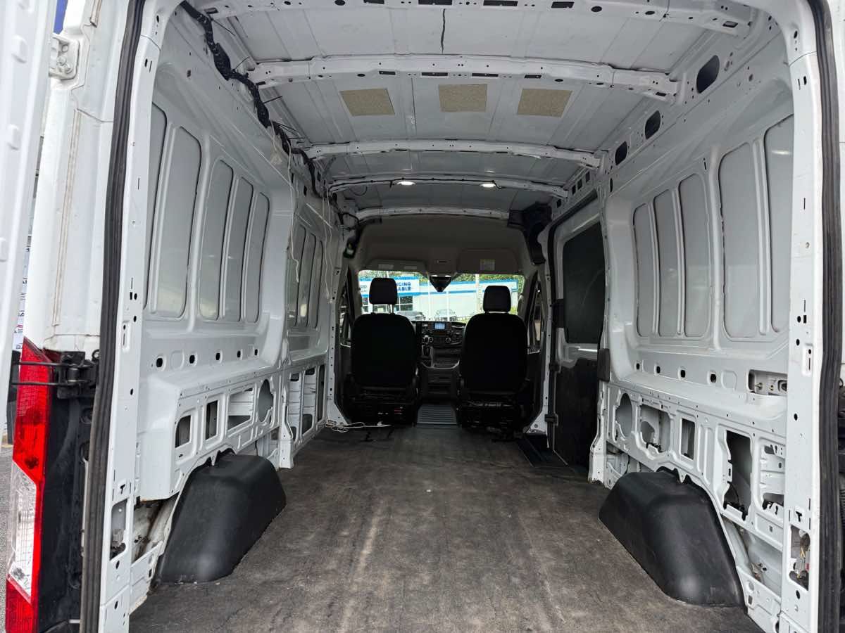Used 2021 Ford Transit 250 Medium Roof RWD image 28