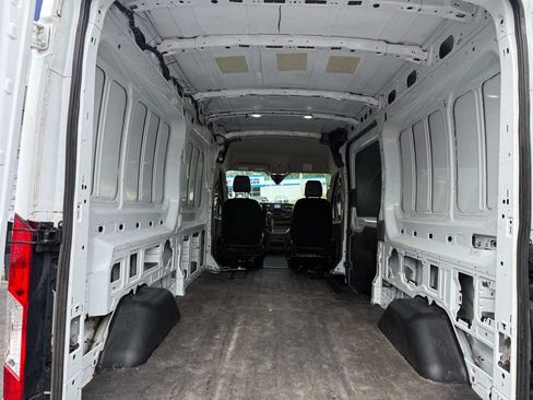 Used 2021 Ford Transit 250 Medium Roof RWD image 28