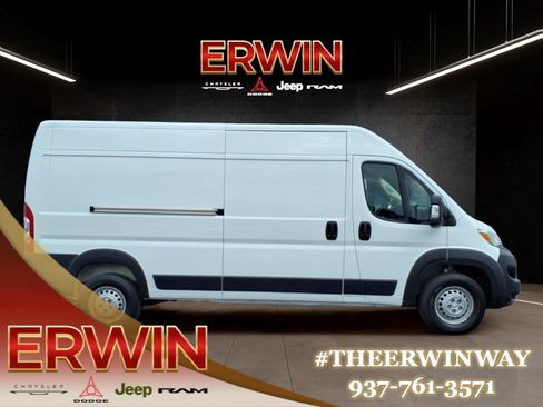Used 2025 RAM ProMaster 2500 w/ Convenience Group FWD image 8