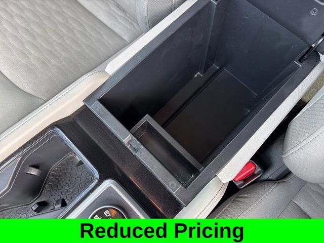 Used 2024 Nissan Pathfinder SV AWD/4WD image 27