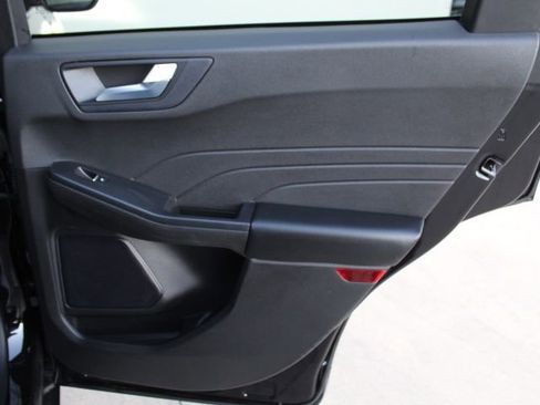 Used 2024 Ford Escape ST-Line w/ Tech Pack #1 image 33