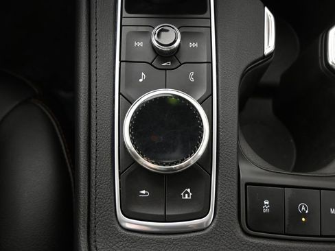 Used 2019 Cadillac XT4 Sport w/ Driver Awareness Package AWD/4WD image 34