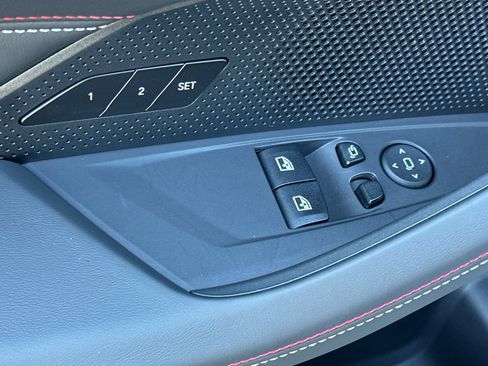 Used 2023 BMW M4 CSL image 13