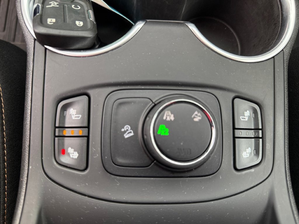 Used 2019 GMC Terrain SLE w/ Driver Convenience Package AWD/4WD image 30