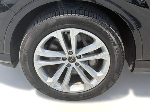Certified 2025 Audi Q7 2.0T Premium AWD/4WD image 13