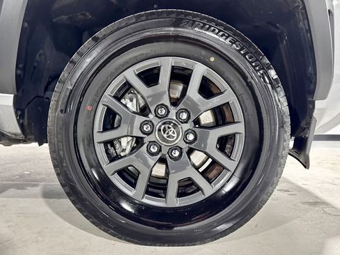 Used 2025 Toyota 4Runner SR5 image 30