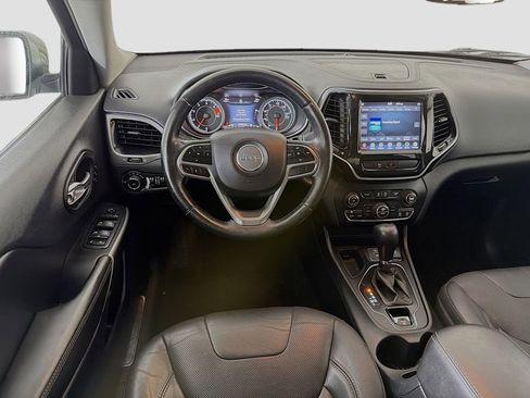 Used 2019 Jeep Cherokee Limited FWD image 24