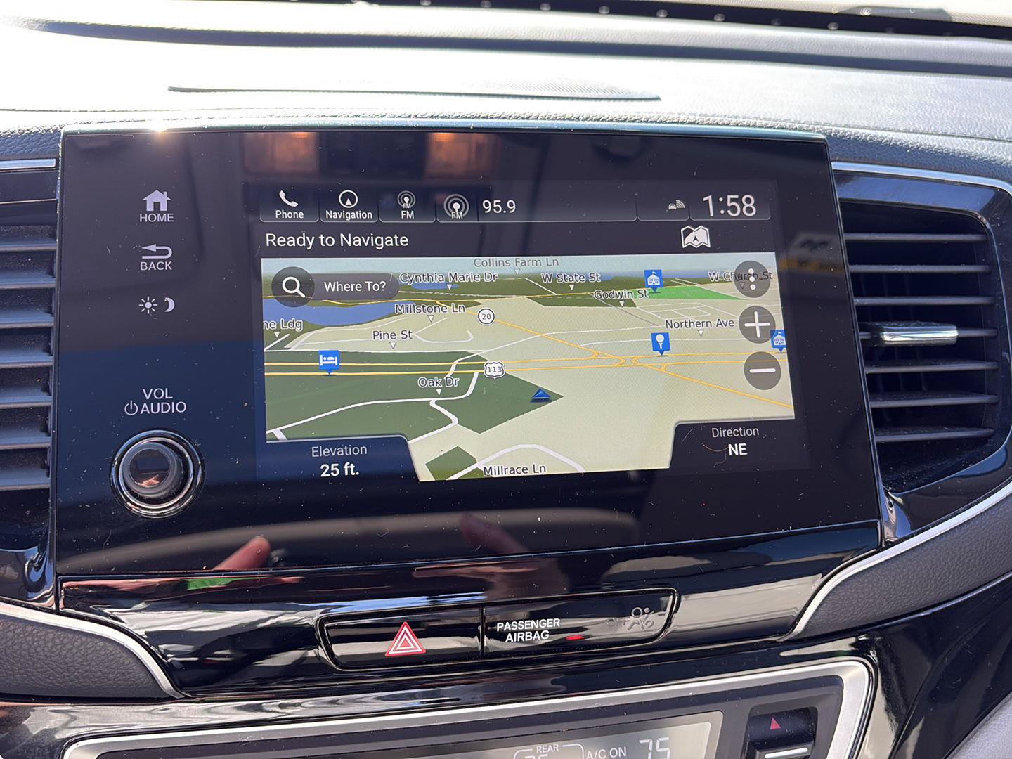 Used 2020 Honda Pilot Touring image 17