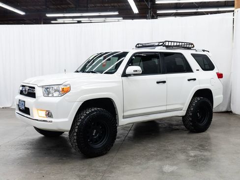 Used 2010 Toyota 4Runner SR5 AWD/4WD image 3