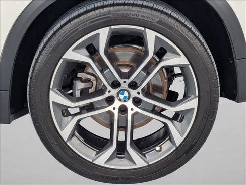Used 2021 BMW X5 sDrive40i w/ Convenience Package RWD image 25