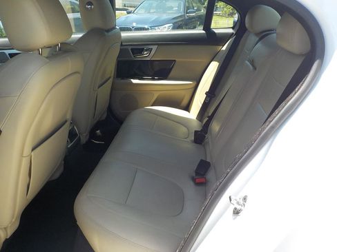 Used 2014 Jaguar XF 3.0 AWD/4WD image 27