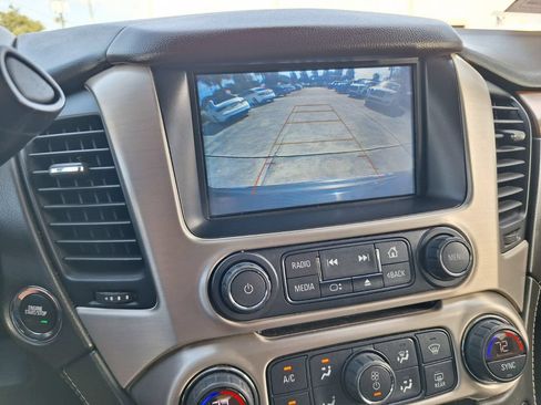 Used 2020 GMC Yukon XL Denali w/ Denali Premium Package RWD image 23