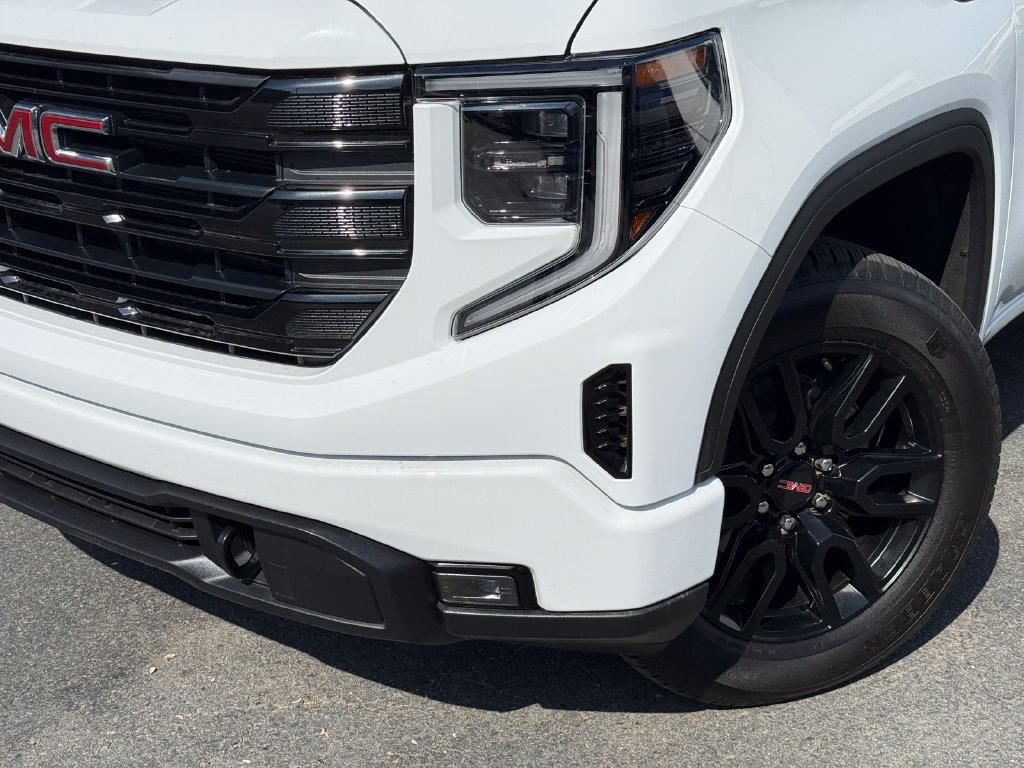 Used 2026 GMC Sierra 1500 Elevation AWD/4WD image 3