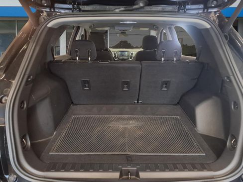Certified 2020 Chevrolet Equinox LT w/ Driver Convenience Package FWD image 5