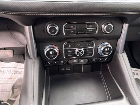 Used 2023 GMC Yukon SLT image 24