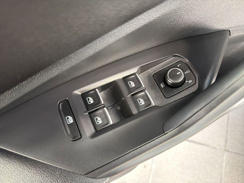 Certified 2024 Volkswagen Jetta SE image 13