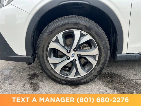 Used 2021 Subaru Outback Limited AWD/4WD image 9