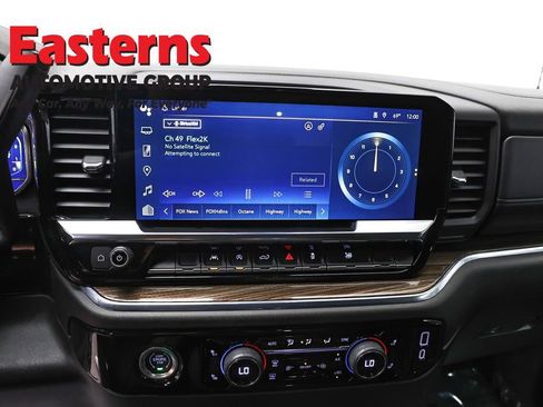 Used 2024 Chevrolet Silverado 1500 LT AWD/4WD image 12
