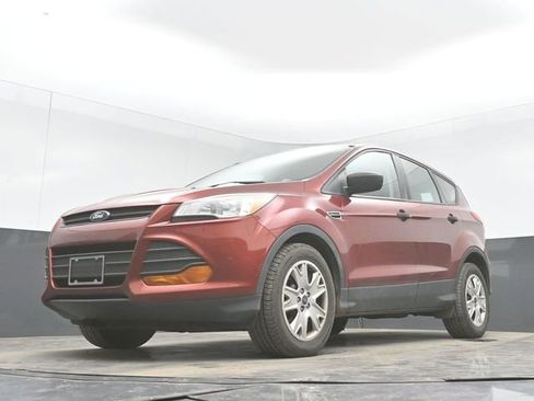 Used 2016 Ford Escape S FWD image 29
