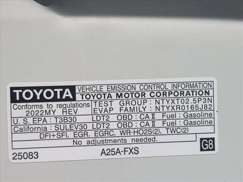 Certified 2022 Toyota Venza LE image 25