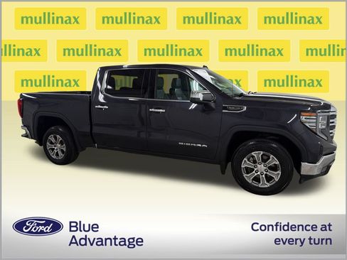 Used 2025 GMC Sierra 1500 SLT RWD image 2