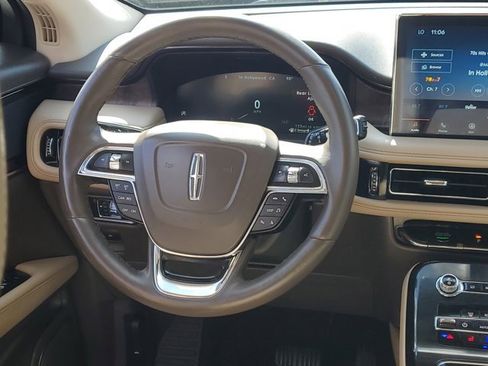 Certified 2023 Lincoln Nautilus Reserve image 17