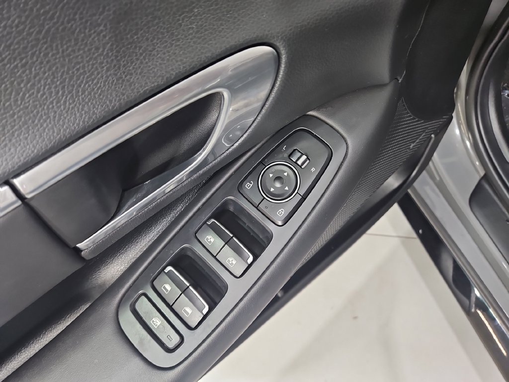 Used 2022 Hyundai Sonata SEL FWD image 12