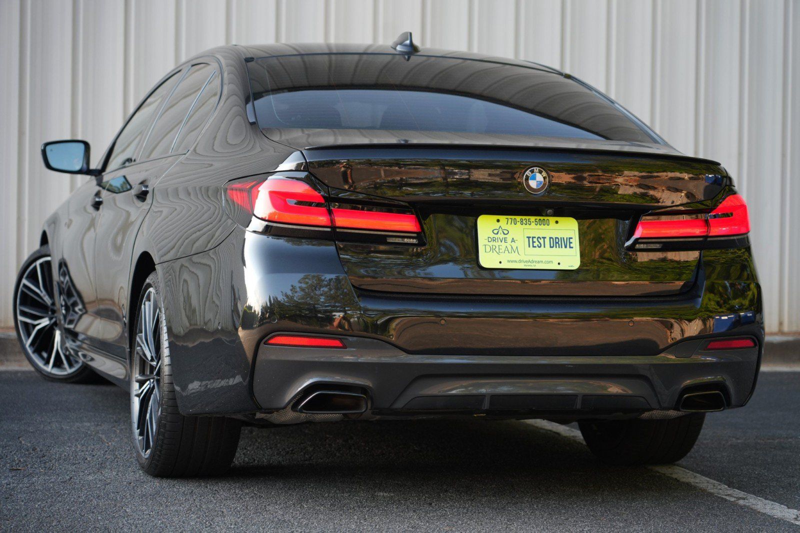 Used 2023 BMW 540i w/ M Sport Package RWD image 6
