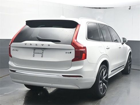 Used 2023 Volvo XC90 B6 Plus w/ Protection Package image 7