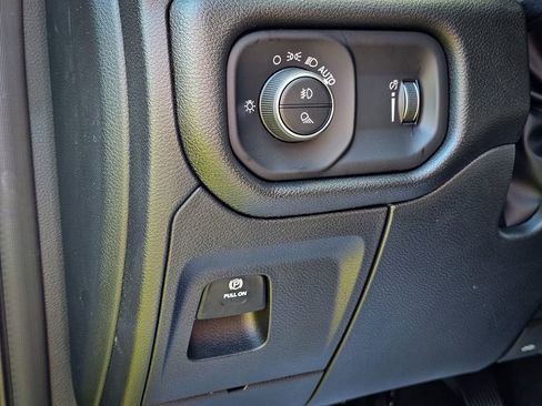 New 2026 RAM 1500 Express AWD/4WD image 14