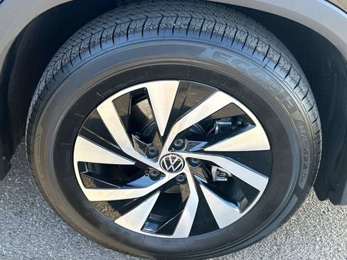 Certified 2026 Volkswagen Tiguan S FWD image 7