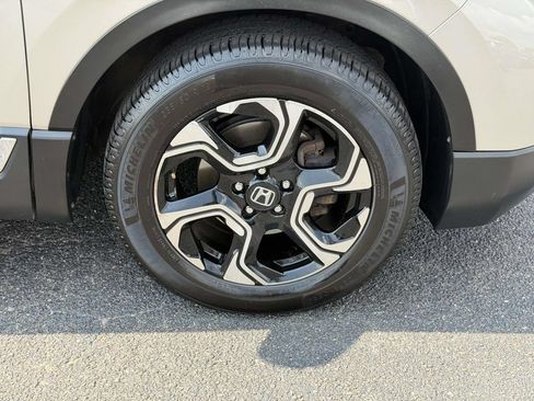 Used 2018 Honda CR-V Touring image 25