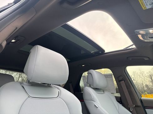 New 2026 Genesis GV70 2.5T Advanced image 35