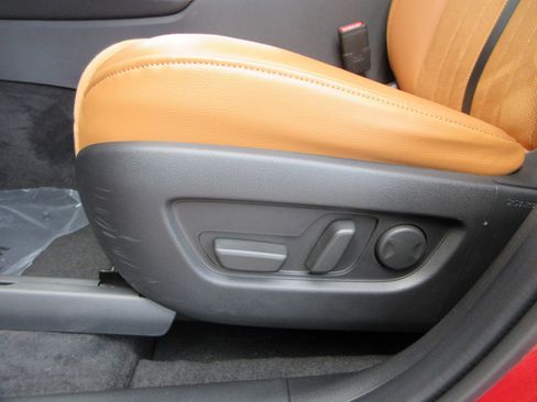 Used 2025 MAZDA CX-70 3.3 Turbo S w/ Premium Plus image 35