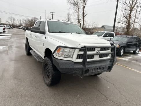 Used 2018 RAM 2500 SLT image 23