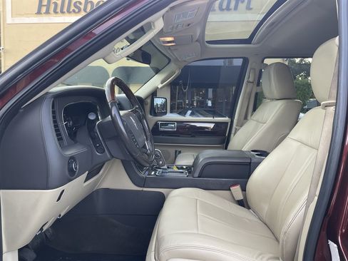 Used 2016 Lincoln Navigator L Reserve AWD/4WD image 22