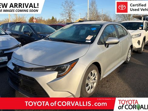 Certified 2024 Toyota Corolla LE image 1