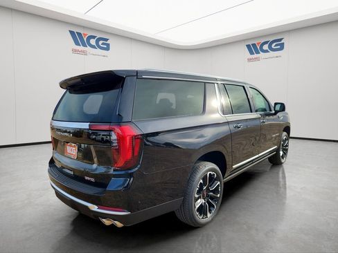 New 2026 GMC Yukon XL Denali w/ Sun & Power Step Package image 4